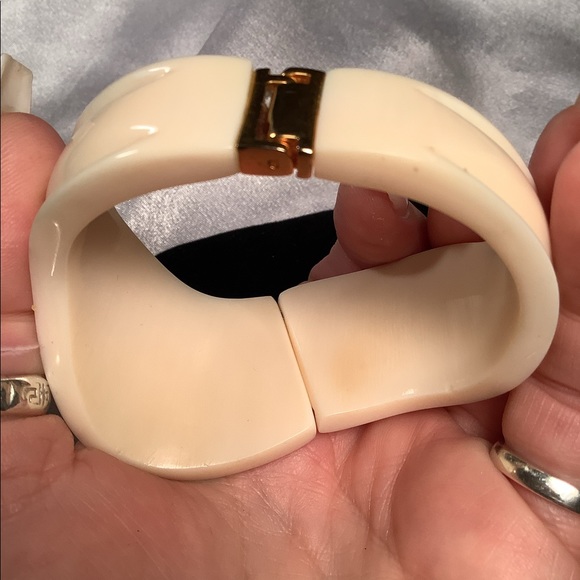 SOLD - Picture 4 of 8